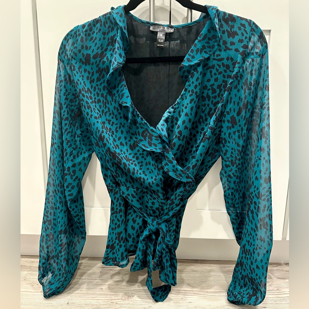 Aqua Teal Leopard Print Ruffle Wrap Long Sleeve Blouse - SMALL - Picture 3 of 9